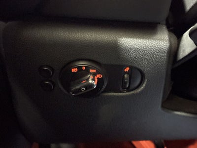 2016 MINI John Cooper Works Base