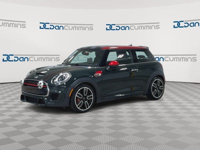 2016 MINI John Cooper Works Base