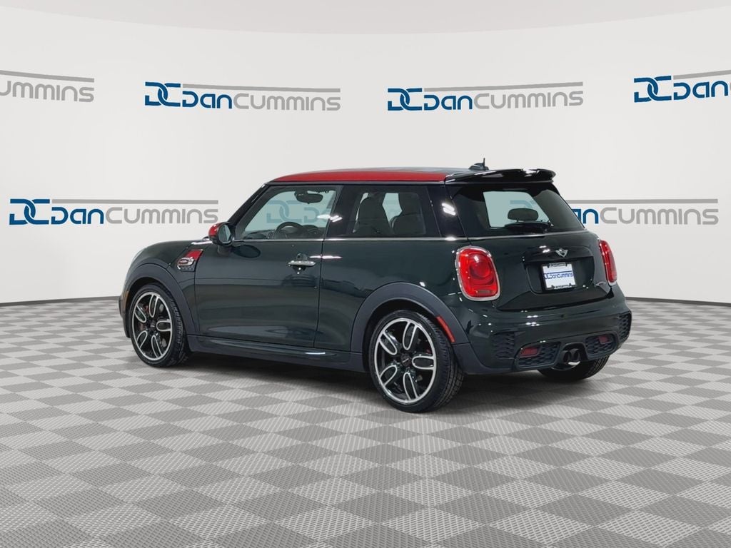 2016 MINI John Cooper Works Base