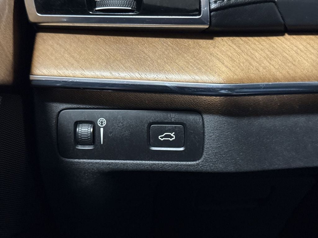 2017 Volvo XC90 T6 Inscription