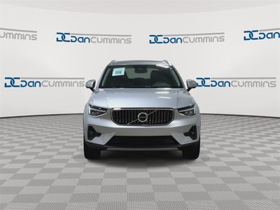 2024 Volvo XC40 B5 Plus Bright Theme