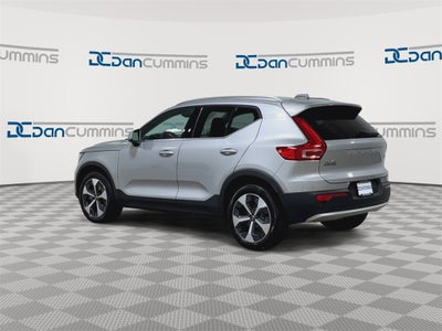 2024 Volvo XC40 B5 Plus Bright Theme