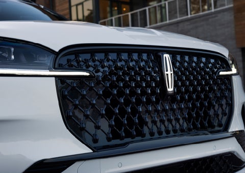 The front grille of a 2026 Lincoln Aviator® SUV is shown. | Dan Cummins Lincoln in Nicholasville KY