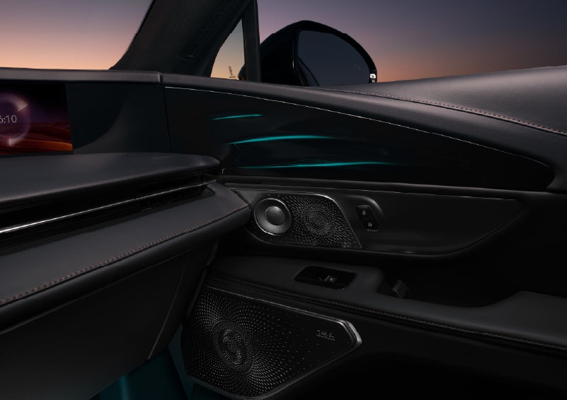 Selectable ambient lighting glows in the passenger door panel. | Dan Cummins Lincoln in Nicholasville KY